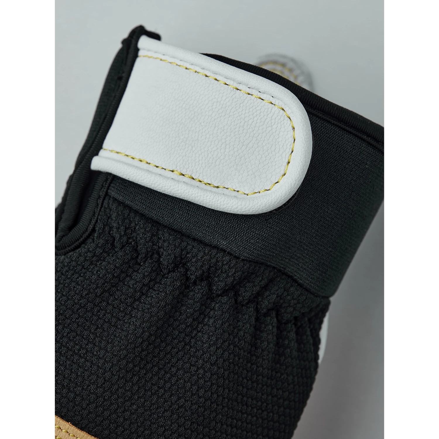 Hestra Climbers Long - 5 Finger Gloves - offwhite / black Hestra Climbers Long - 5 Finger Gloves - Offwhite / Black -Hestra hestra climbers long 5 finger gloves offwhite black 5 1441040