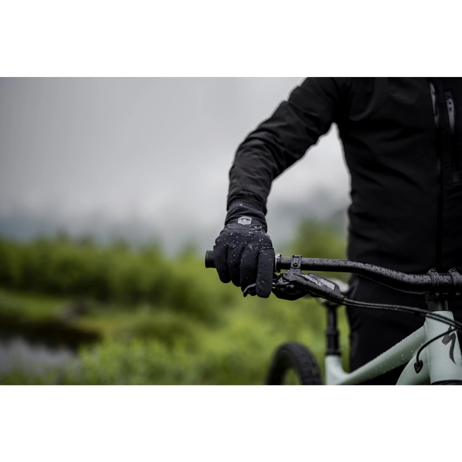 Hestra CZone Bike Mistral - 5 Finger Bike Gloves - olive Hestra CZone Bike Mistral - 5 Finger Bike Gloves - Olive -Hestra hestra czone bike mistral 5 finger bike gloves black 5 1552273