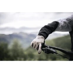 Hestra Windstopper Tracker - 5 Finger Bike Gloves - Black/black -Hestra hestra windstopper tracker 5 finger bike gloves black black 8 1552682 1